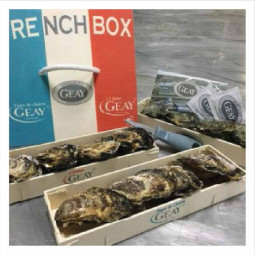 French Box (4 Fines De Claire, 4 Speciales, 4 Ultimes, 1 Knife, 2 Napkins, 1 Flyer) - Geay Oyster