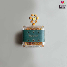 Dried Golden Raisins In Square Box (100G) - Monsieur Luxe
